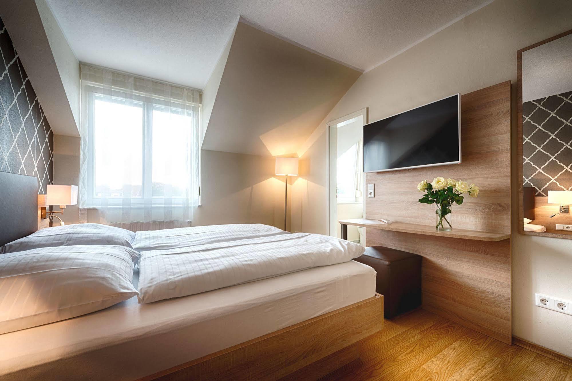 Dom Hotel เกชเชอร์ ภายนอก รูปภาพ
